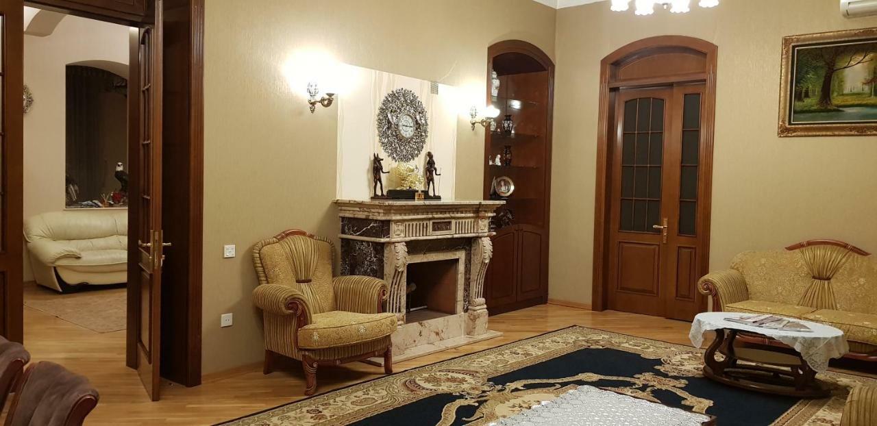 Gulluoglu Royal Suite Luxury Apartment Bakü Dış mekan fotoğraf