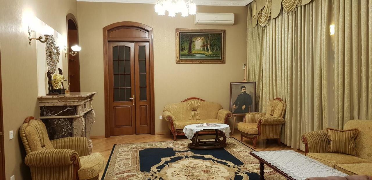 Gulluoglu Royal Suite Luxury Apartment Bakü Dış mekan fotoğraf