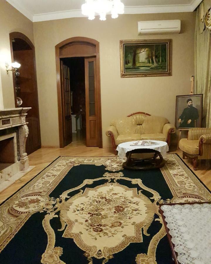 Gulluoglu Royal Suite Luxury Apartment Bakü Dış mekan fotoğraf