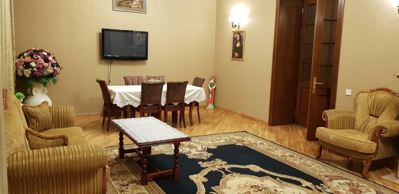 Gulluoglu Royal Suite Luxury Apartment Bakü Dış mekan fotoğraf