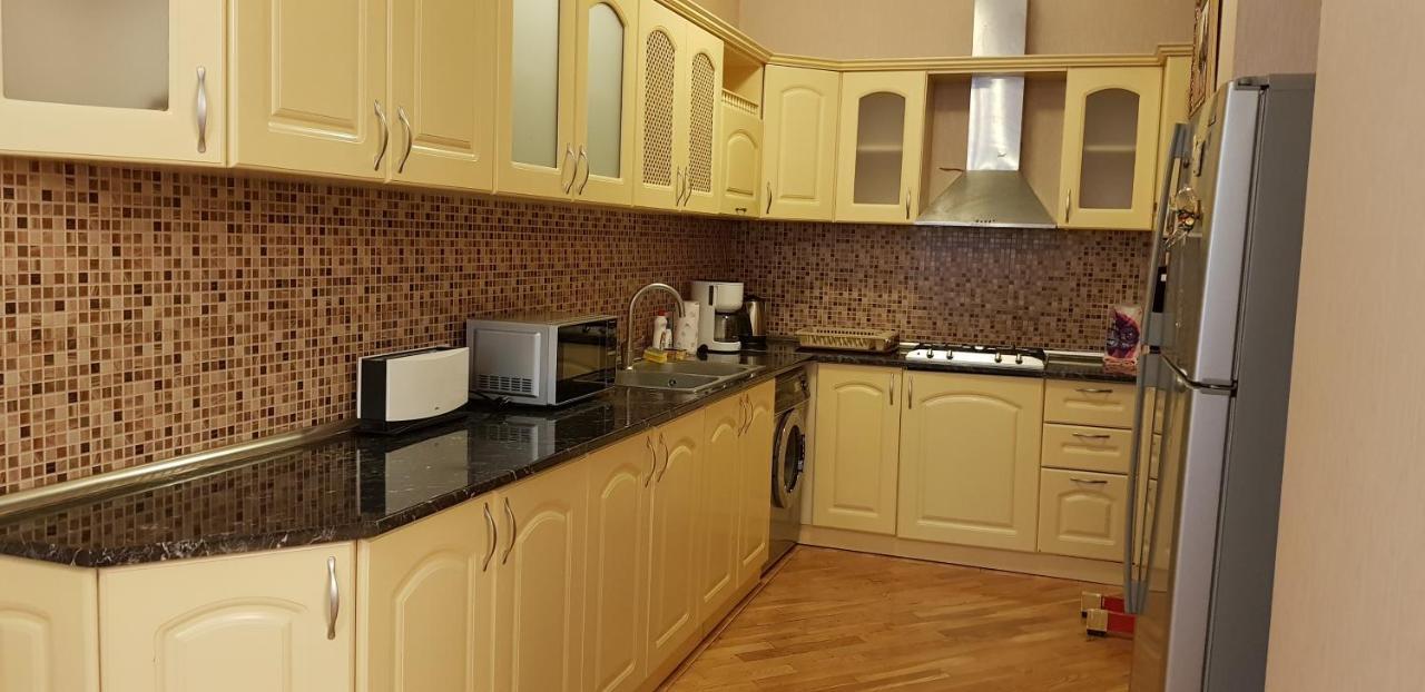 Gulluoglu Royal Suite Luxury Apartment Bakü Dış mekan fotoğraf